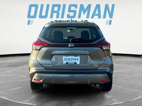 Used 2024 Nissan Kicks SV image 6