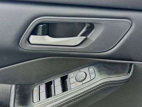 New 2026 Nissan Rogue SV w/ Cold Weather Package image 15