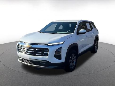 Used 2025 Chevrolet Equinox LT image 7