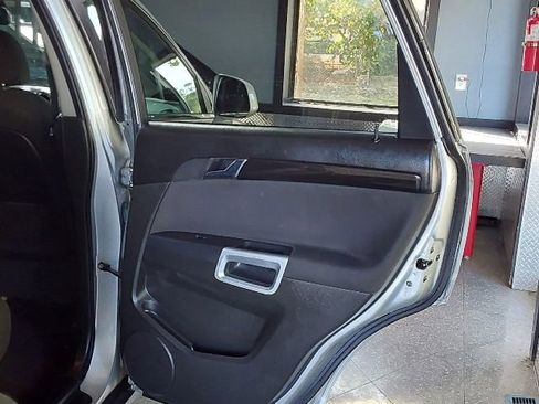 Used 2014 Chevrolet Captiva Sport LS image 17