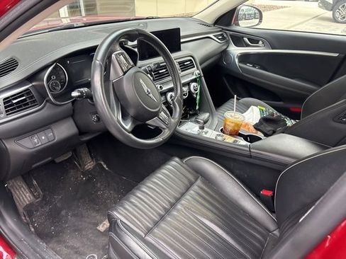 Used 2022 Genesis G70 2.0T w/ Prestige Package image 9