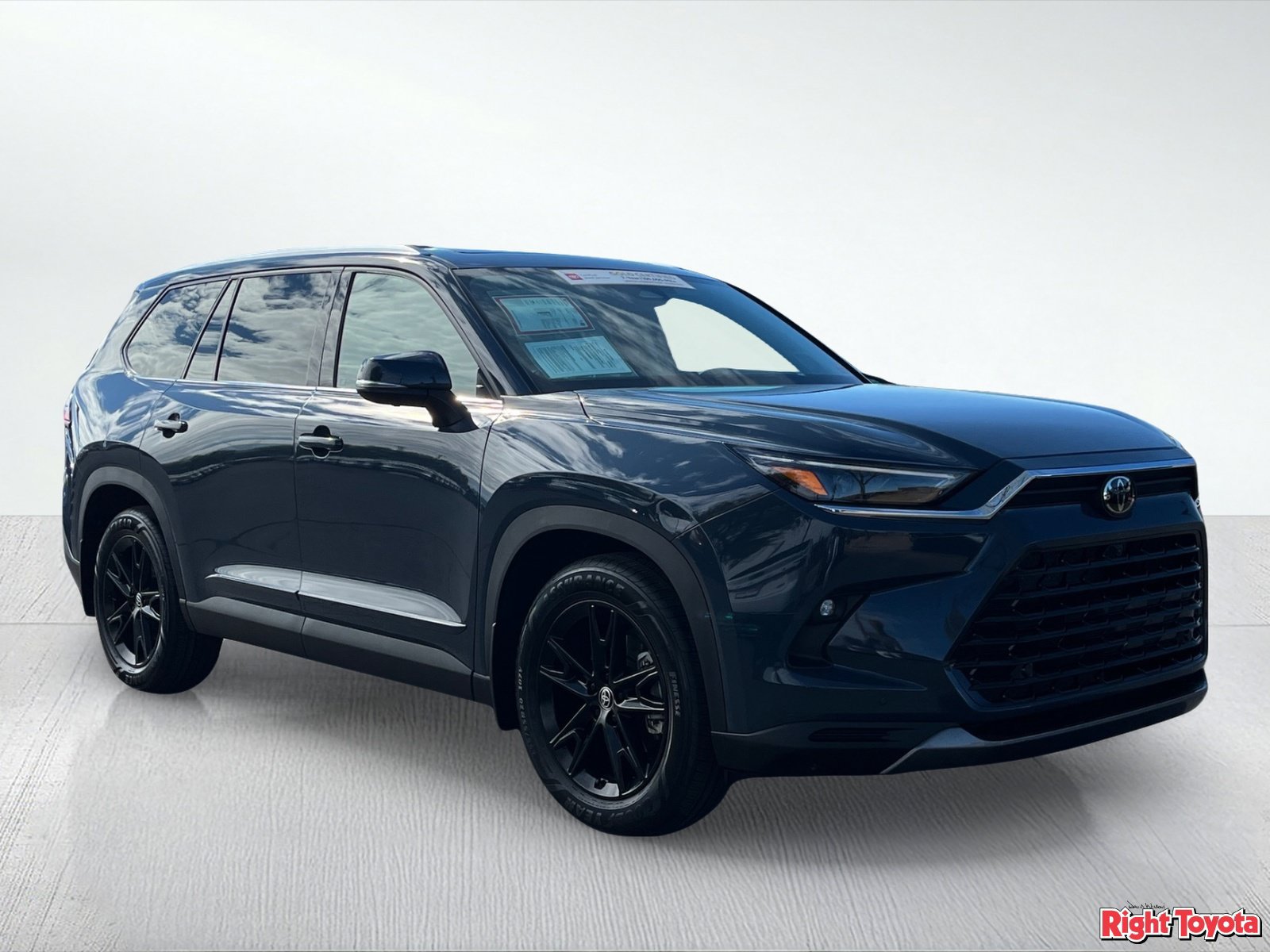 Certified 2025 Toyota Grand Highlander AWD image 9