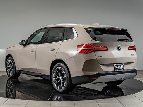 New 2026 BMW X3 xDrive30i w/ Convenience Package AWD/4WD image 7