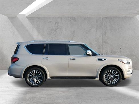 Used 2021 INFINITI QX80 Sensory w/ All-Season Package image 2