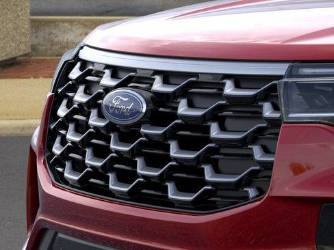 New 2026 Ford Explorer Platinum w/ LUX Leather Package AWD/4WD image 17