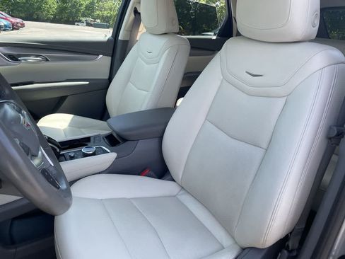 Used 2024 Cadillac XT5 Premium Luxury AWD/4WD image 12