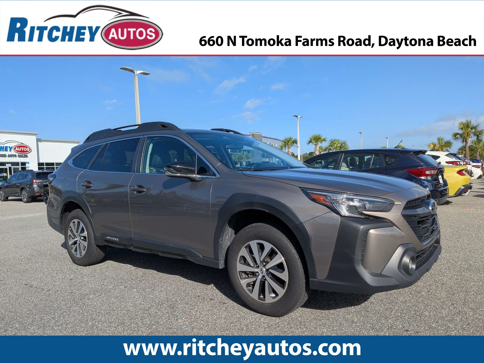 Certified 2024 Subaru Outback Premium AWD/4WD image 1