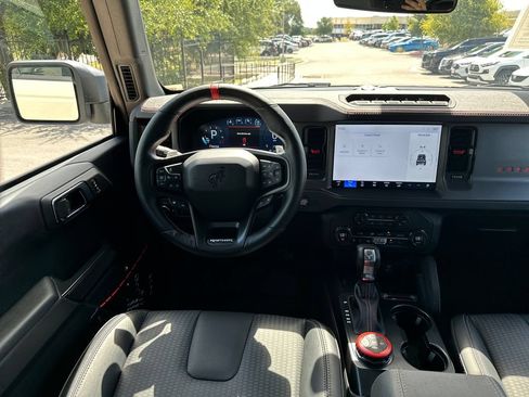Used 2025 Ford Bronco Raptor AWD/4WD image 31