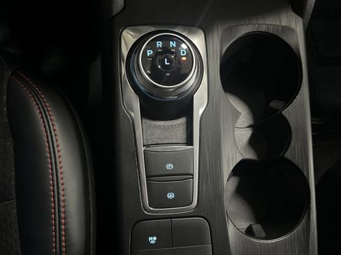 Used 2025 Ford Escape ST-Line w/ Equipment Group 301A image 21