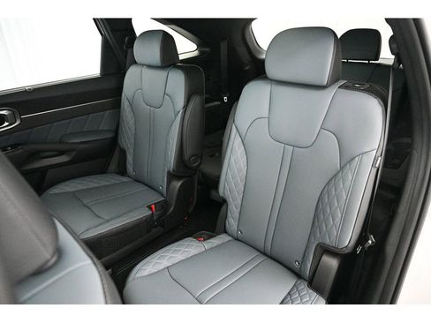 New 2025 Kia Sorento SX Prestige image 13