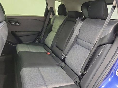 Certified 2023 Nissan Rogue SV FWD image 11