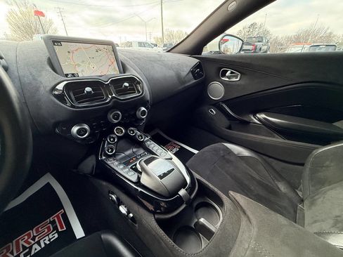 Used 2020 Aston Martin V8 Vantage Base 2dr Coupe image 26