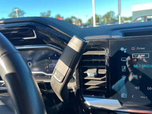 Certified 2024 Chevrolet Silverado 2500 LT image 23