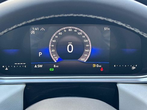 New 2026 Volkswagen Taos SE image 23