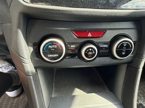 Used 2021 Subaru Crosstrek 2.0i AWD/4WD image 19