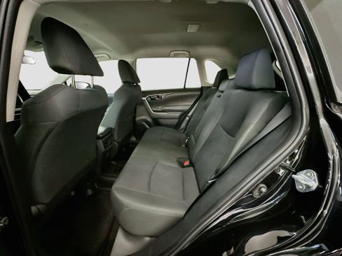 Used 2025 Toyota RAV4 LE AWD/4WD image 29
