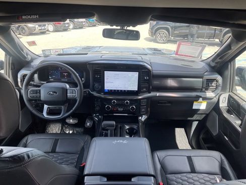 New 2025 Ford F150 Lariat w/ Equipment Group 502A High image 37