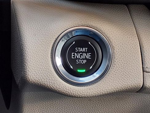 Certified 2022 Buick Envision Avenir w/ Technology Package II image 26