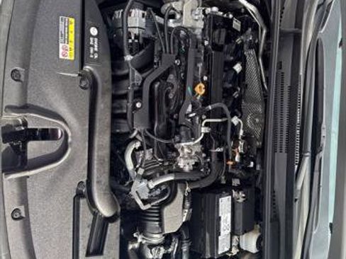 Certified 2025 Toyota Corolla LE image 18