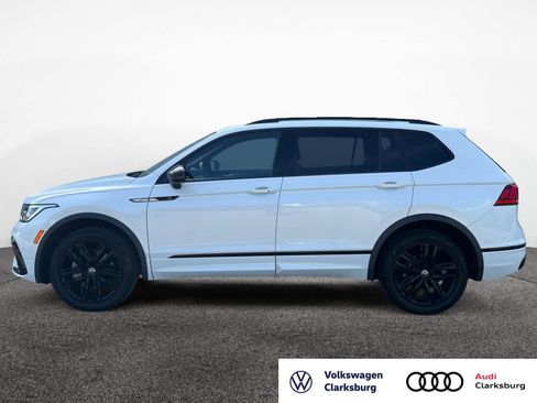 Used 2022 Volkswagen Tiguan SE R-Line AWD/4WD image 8