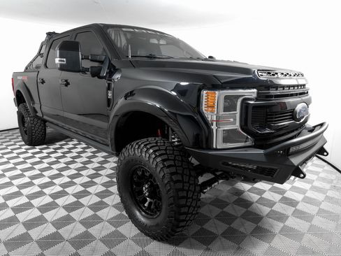 Used 2021 Ford F250 Lariat w/ Lariat Ultimate Package image 3