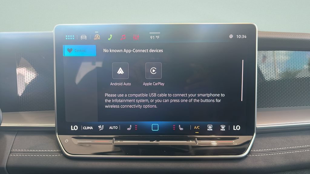 New 2026 Volkswagen Tiguan SE FWD image 28