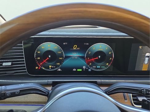 Used 2022 Mercedes-Benz GLE 450 4MATIC image 23