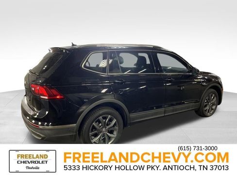 Used 2022 Volkswagen Tiguan SE image 6