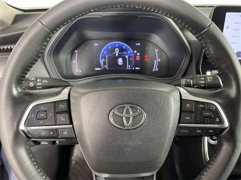 Used 2024 Toyota Grand Highlander XLE image 14