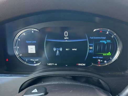 Used 2016 Cadillac Escalade ESV Premium AWD/4WD image 28