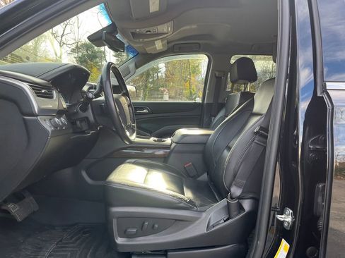 Used 2020 Chevrolet Tahoe LT image 19