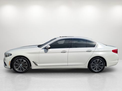 Used 2018 BMW 530i xDrive AWD/4WD image 8