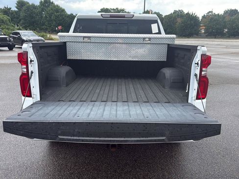 Used 2024 Chevrolet Silverado 1500 RST w/ Convenience Package II RWD image 6