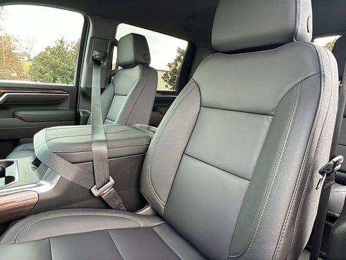 New 2026 Chevrolet Silverado 3500 LT w/ All Star Edition image 15