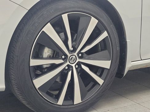 Used 2021 Nissan Altima 2.5 SR FWD image 31