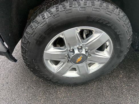 Used 2022 Chevrolet Silverado 2500 LTZ image 10