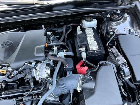 Used 2023 Toyota Camry SE FWD image 32