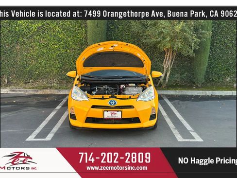 Used 2014 Toyota Prius C Two image 15