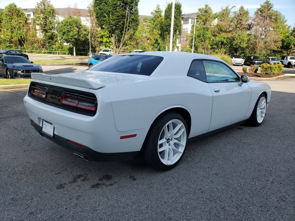 Used 2021 Dodge Challenger GT RWD image 4
