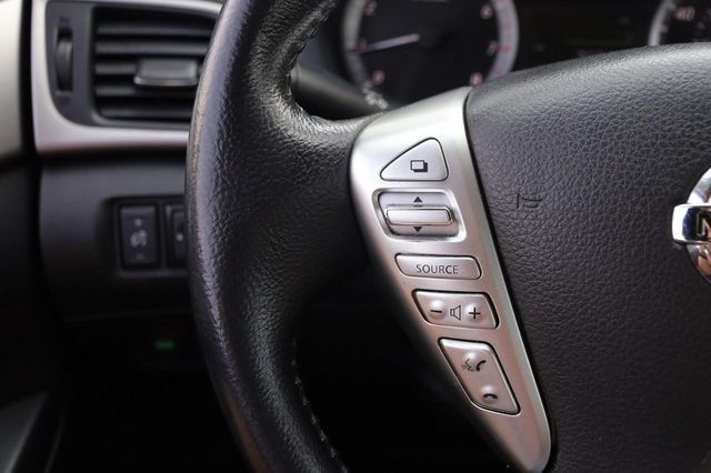Used 2015 Nissan Sentra SV FWD image 11