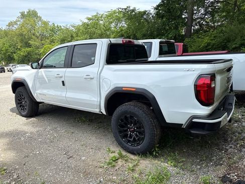 New 2026 GMC Canyon Elevation w/ Convenience Package AWD/4WD image 3