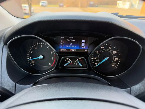 Used 2015 Ford Focus SE image 26