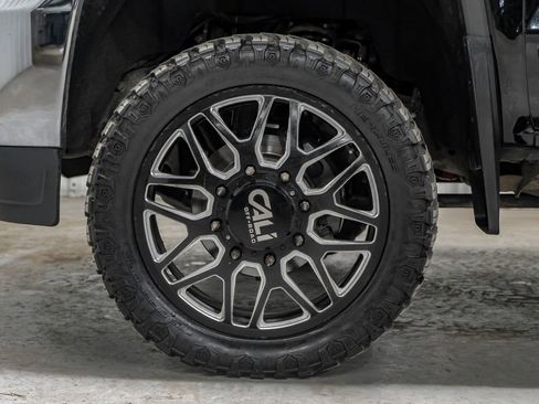 Used 2018 GMC Sierra 3500 SLE w/ SLE Preferred Package AWD/4WD image 56