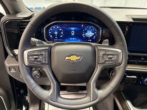 Used 2026 Chevrolet Silverado 1500 LT w/ Leather Package image 15