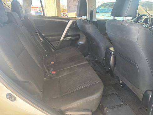 Used 2017 Toyota RAV4 LE w/ Carpet Mat Package image 16