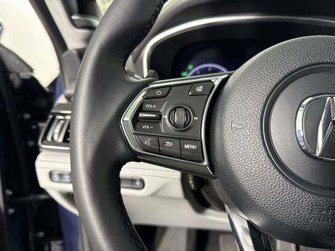 Certified 2026 Acura MDX w/ Advance Package image 13