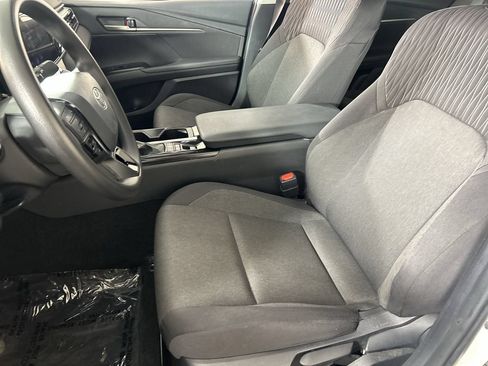 Used 2025 Toyota Camry LE FWD image 21