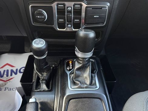 Used 2023 Jeep Wrangler Unlimited w/ 8.4" Radio Group AWD/4WD image 53
