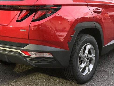 Used 2023 Hyundai Tucson SE image 11
