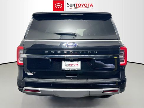 Used 2024 Ford Expedition Limited image 5